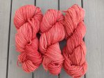 Wollgarn 8/4, 100g hellrot pflanzengef�rbt